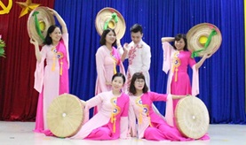 Trung tâm Sao Mai tổ chức nhiều hoạt động thiết thực kỷ niệm 38 năm Ngày nhà giáo Việt Nam 