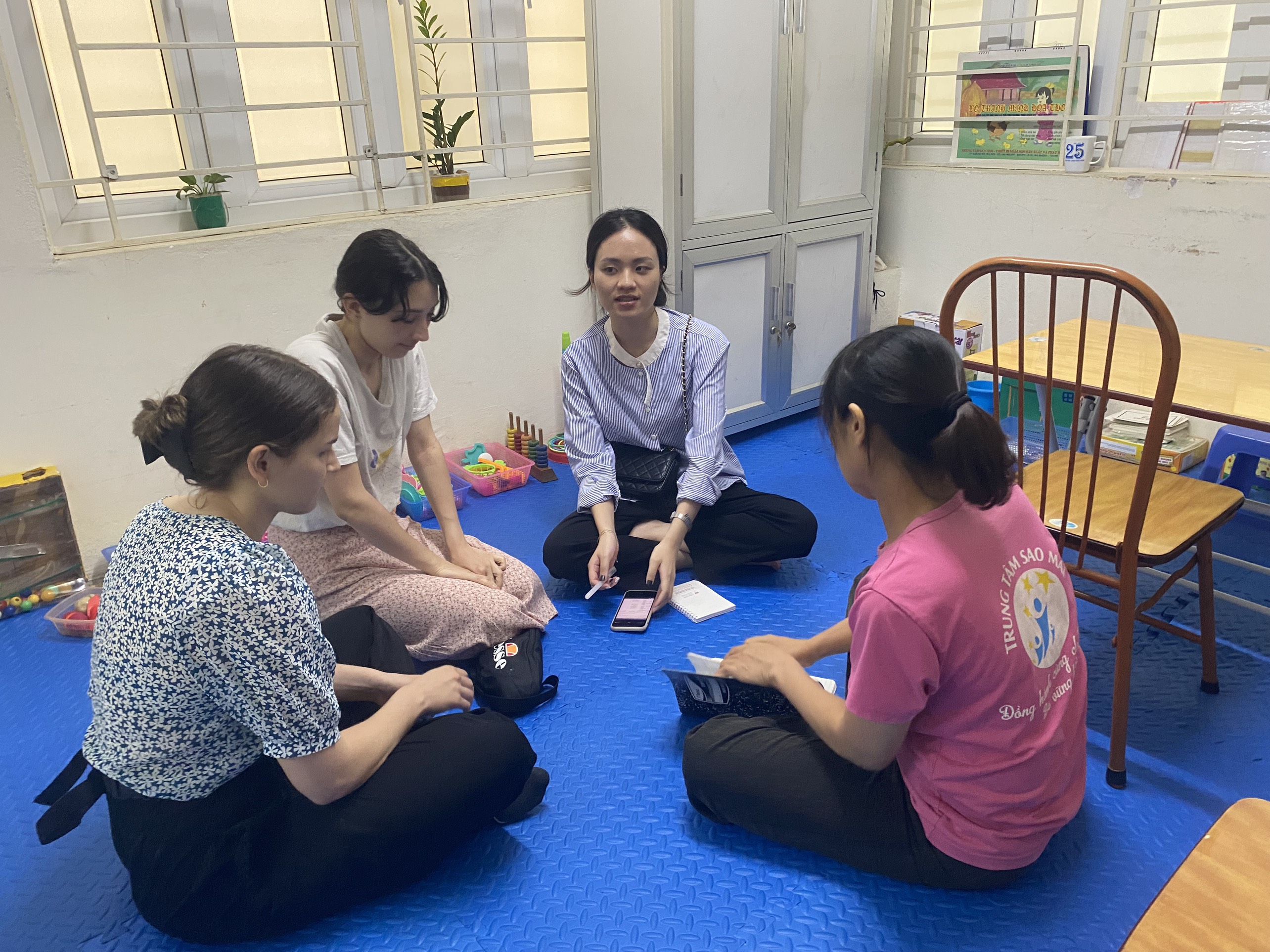 Đoàn thực tập sinh của Hội Hợp tác vì trẻ em Việt Nam tới học tập, chia sẻ kinh nghiệm  tại Trung tâm Sao Mai