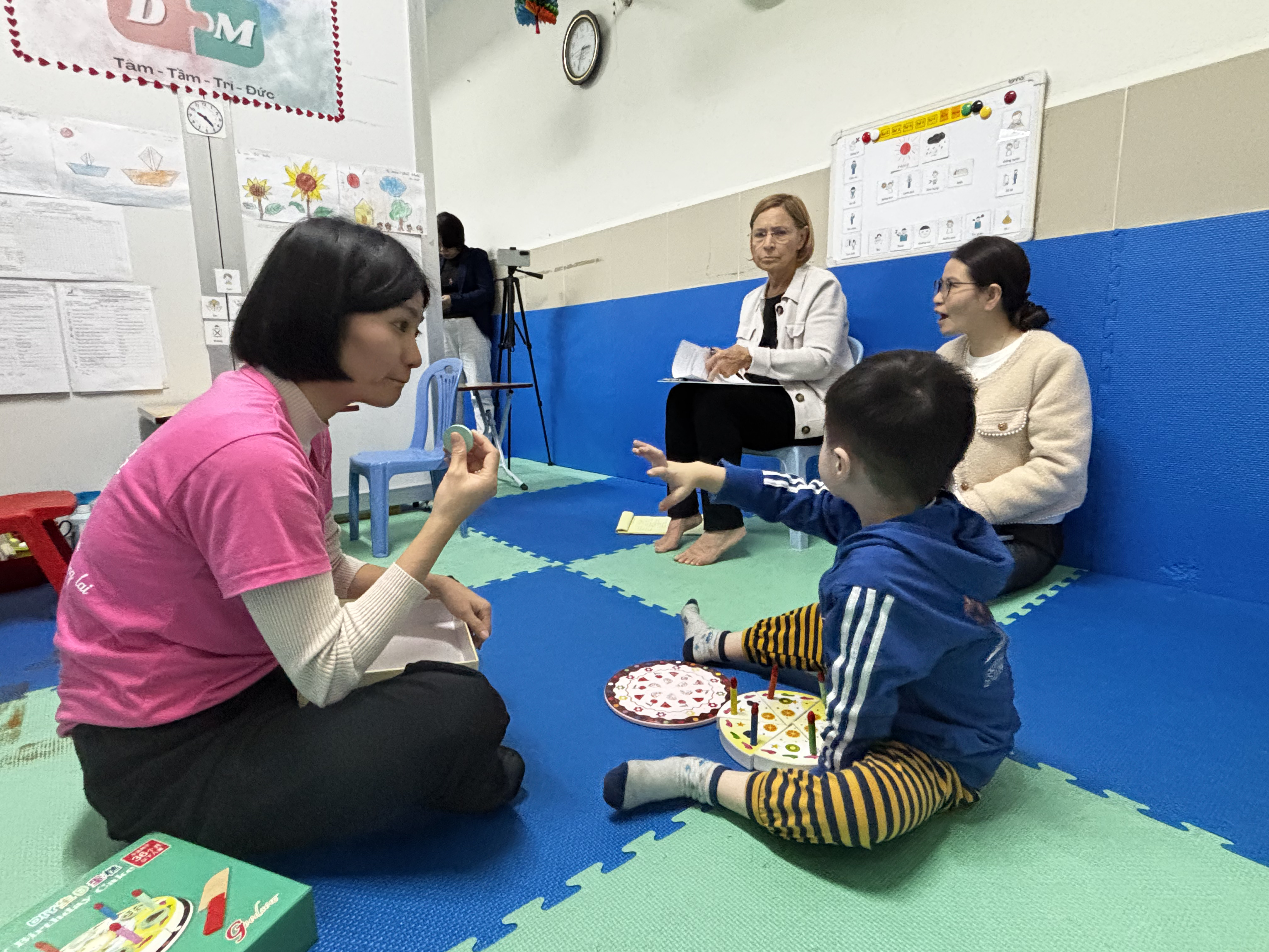 Những điều chỉnh trong bảng kiểm Giao tiếp diễn đạt Level 1 mô hình can thiệp Denver – phiên bản 2025